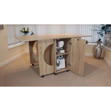 Horn The Maxi Hobby Table 2005