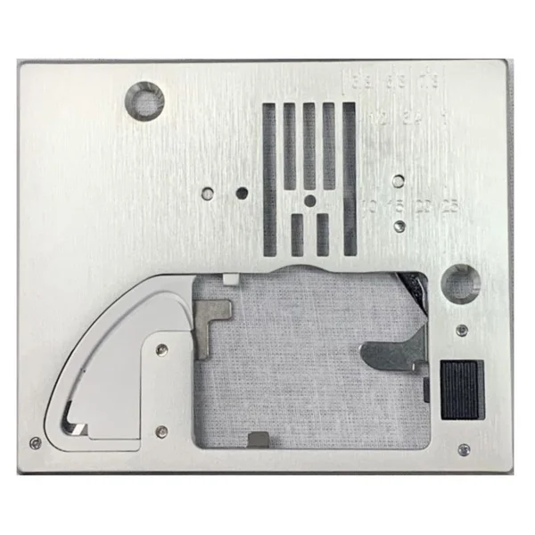 Novum Straight Stitch Needle Plate | Q100, Q400, Q500